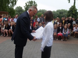 Prezydent nagrodził najlepszych uczniów